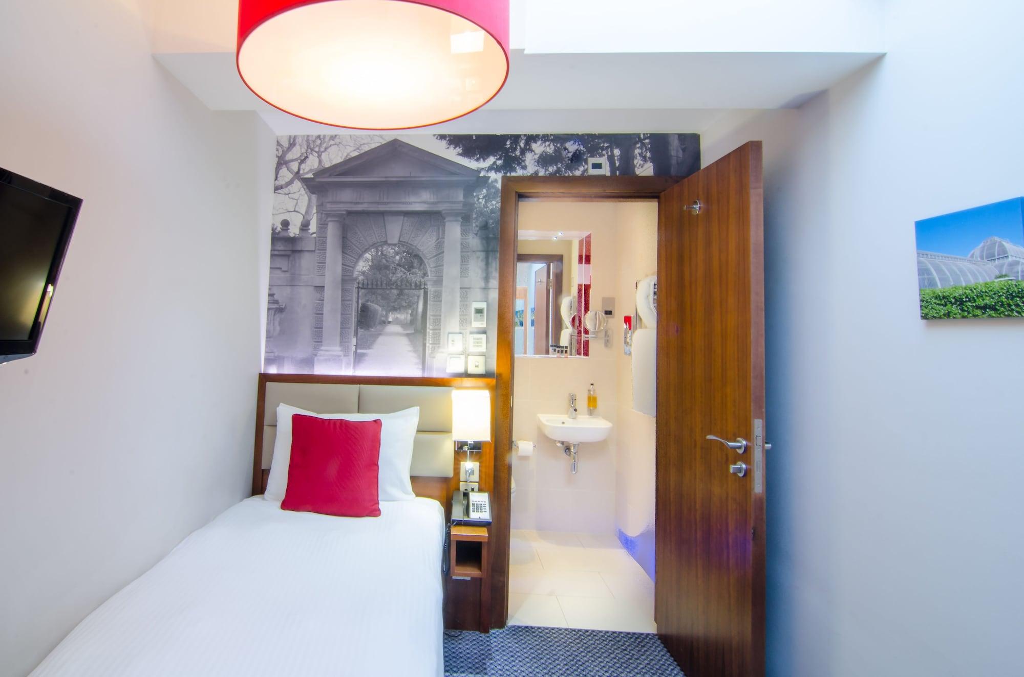 Seraphine Kensington Olympia Лондон Екстериор снимка