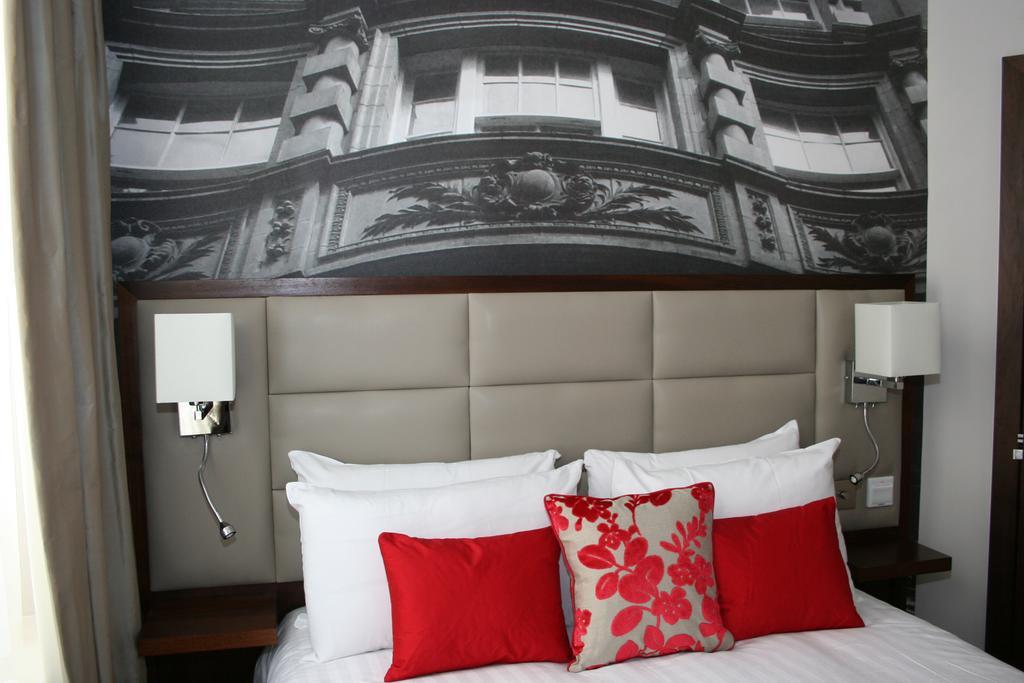 Seraphine Kensington Olympia Лондон Екстериор снимка